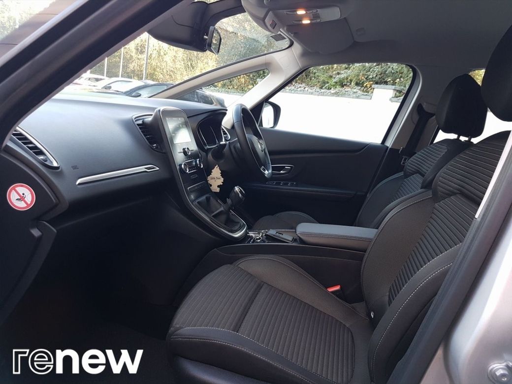 2020 Renault Grand Scenic