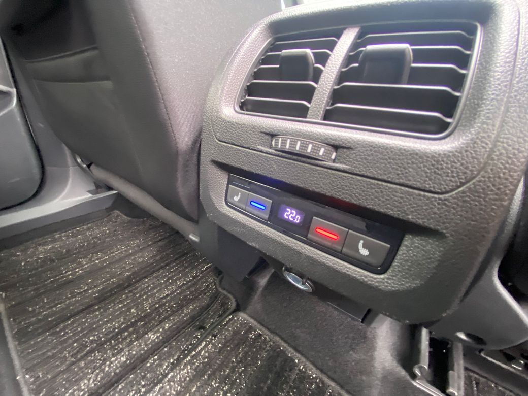 2020 Volkswagen Touran