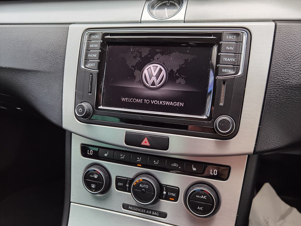 2016 Volkswagen Passat