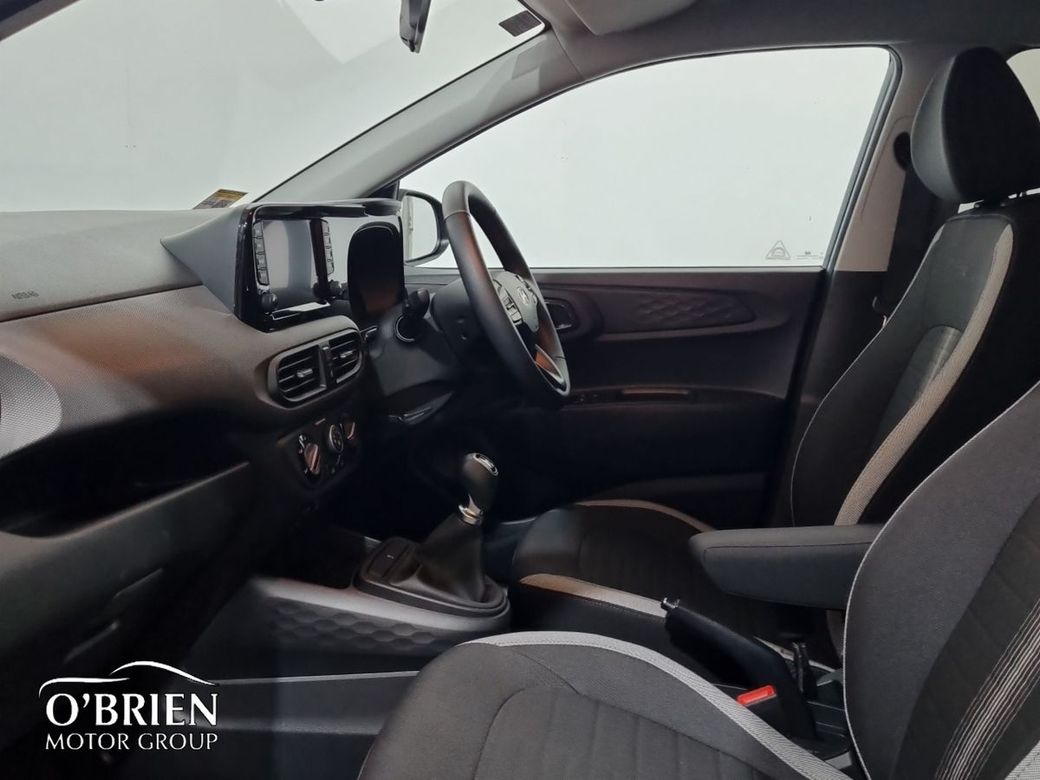 2025 Hyundai i10