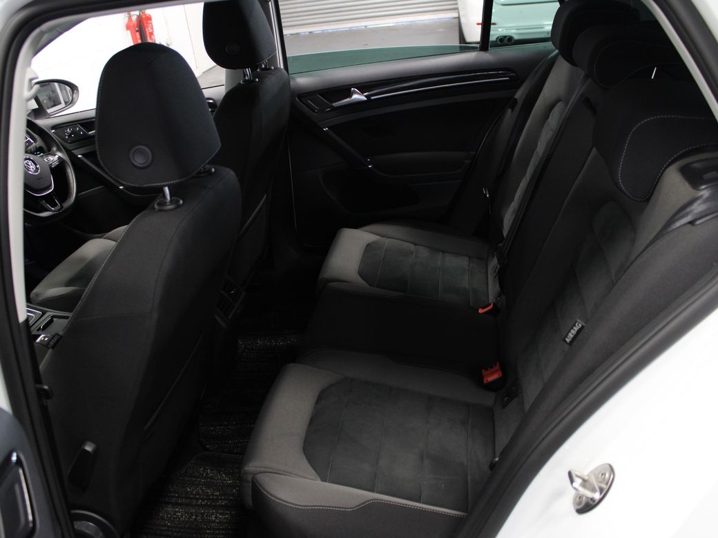 2018 Volkswagen Golf