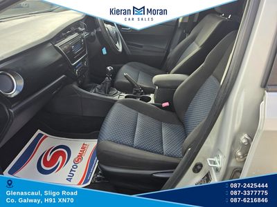 2015 Toyota Auris