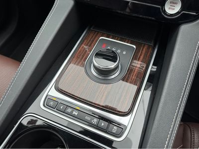2016 Jaguar F-Pace