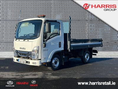 2022 White Isuzu NNR