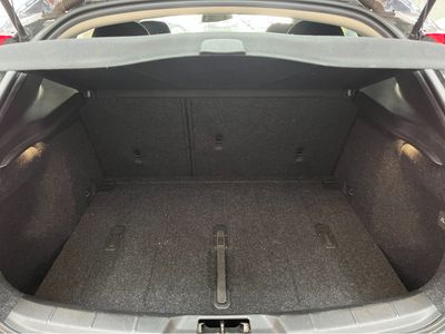 2015 Volvo V40