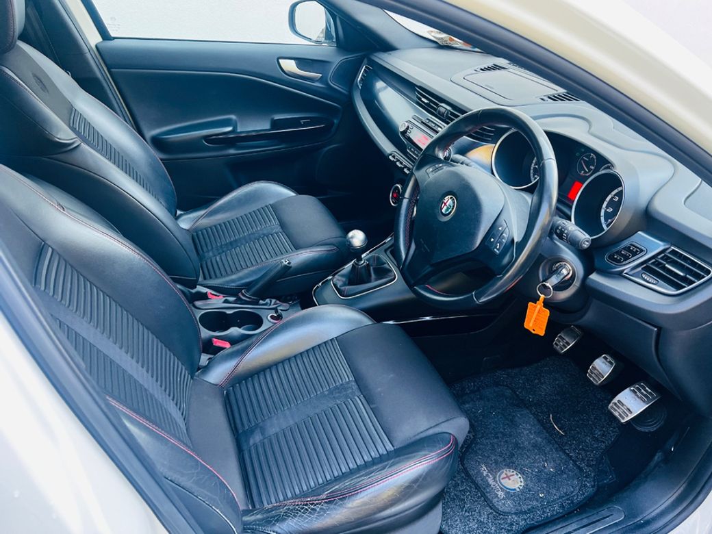 2013 Alfa Romeo Giulietta