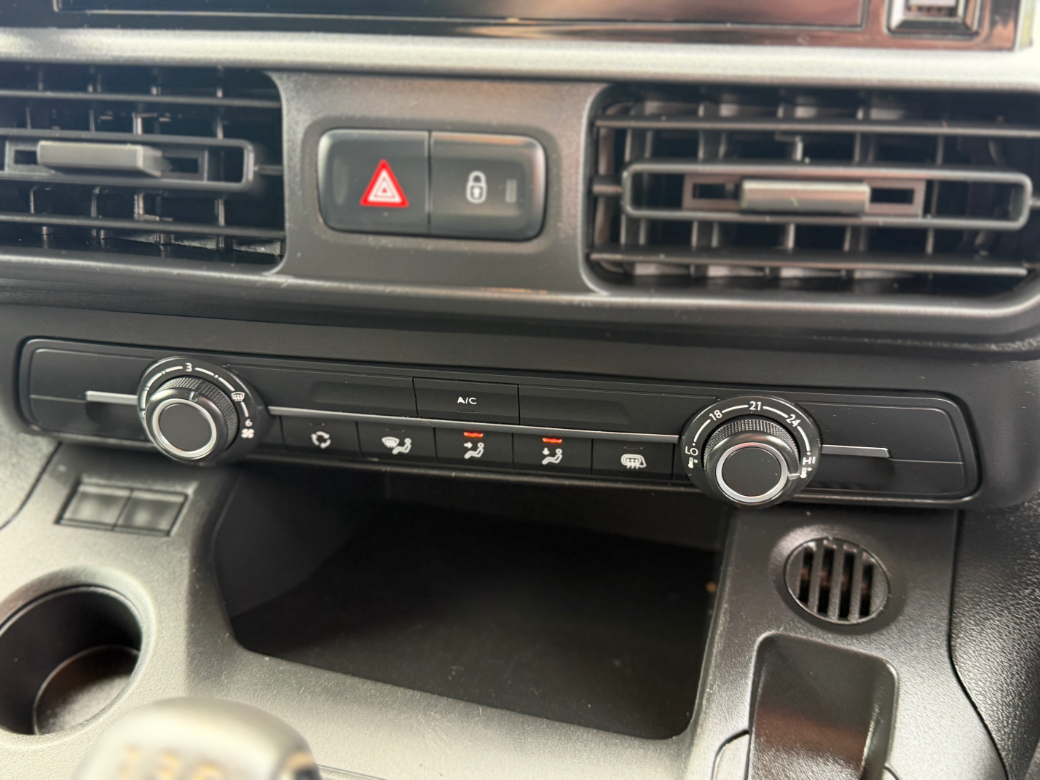 2021 Peugeot Partner