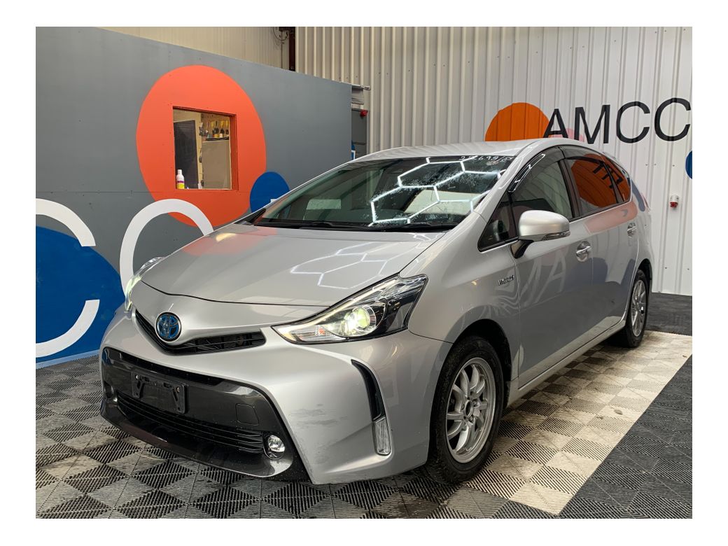 2019 Toyota Prius Alpha