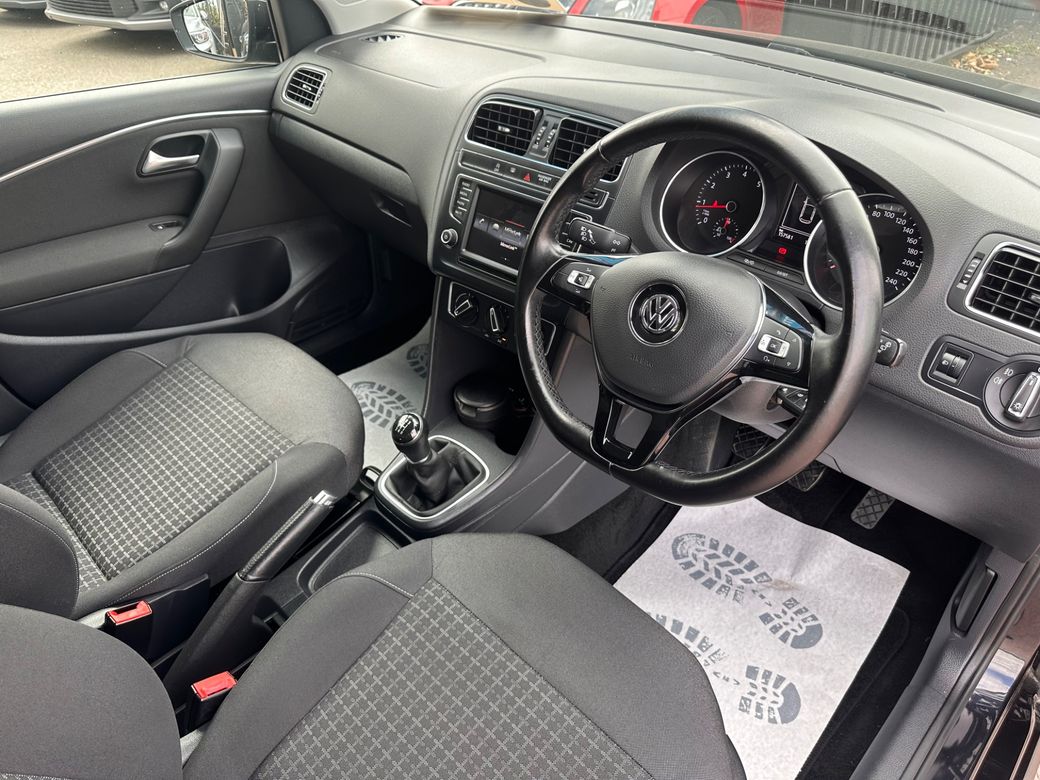 2015 Volkswagen Polo