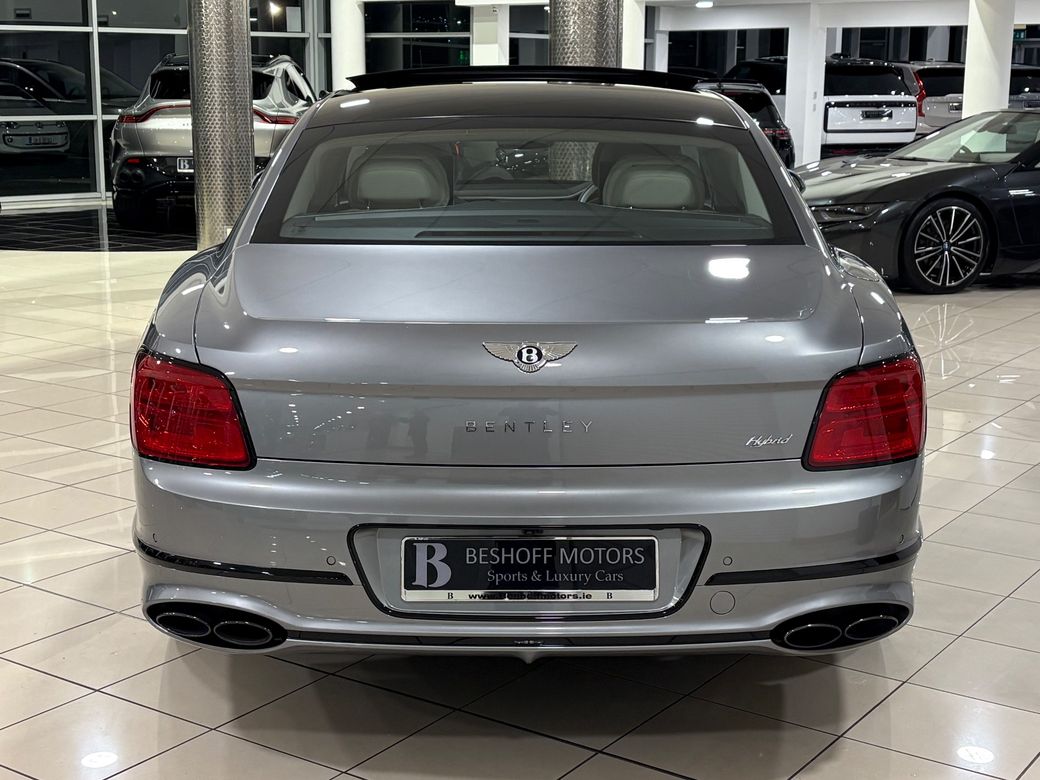 2025 Bentley Flying Spur