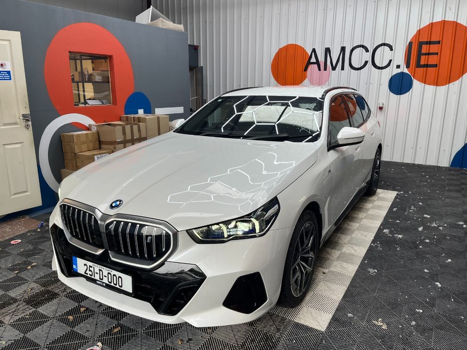 2025 BMW i5