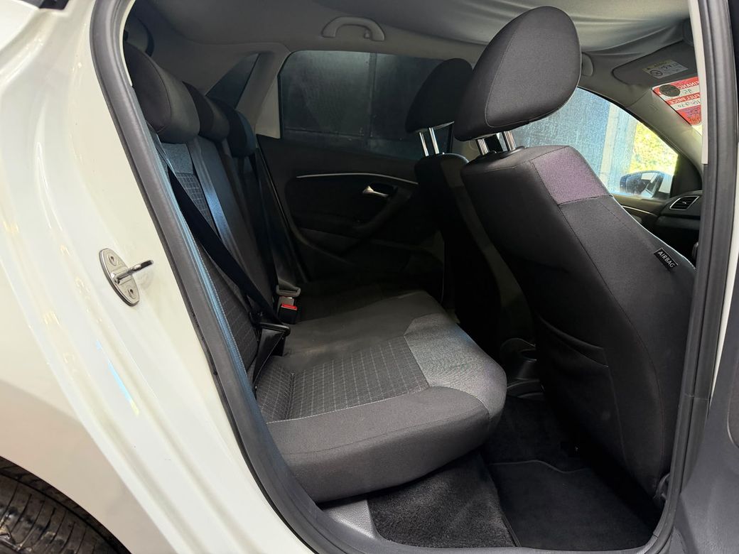 2015 Volkswagen Polo