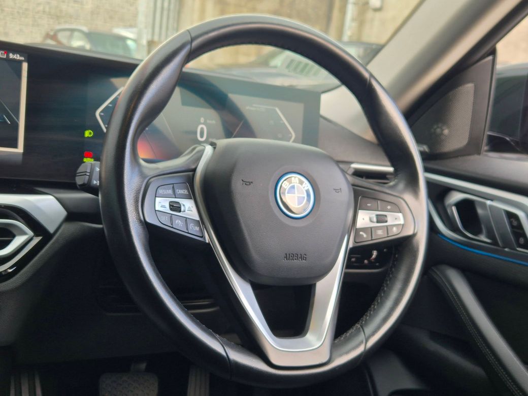 2024 BMW i4