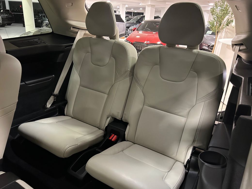 2023 Volvo XC90