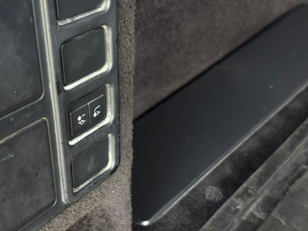 2024 Land Rover Discovery