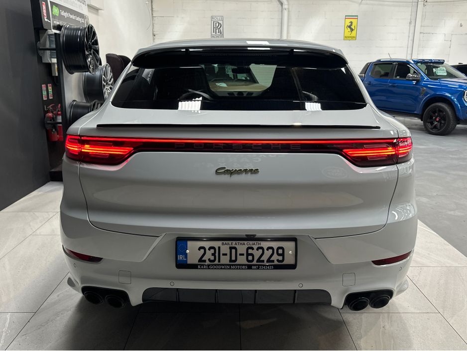 2023 Porsche Cayenne