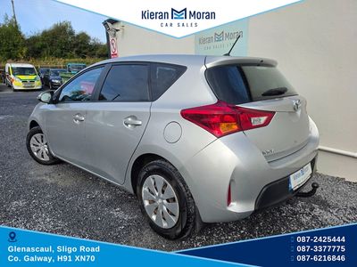 2015 Toyota Auris