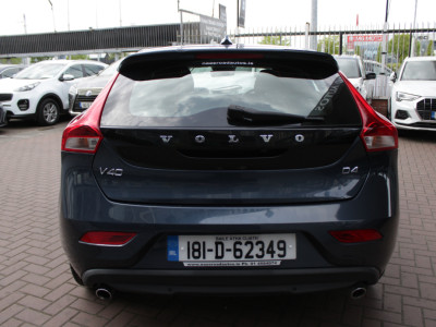 2018 Volvo V40