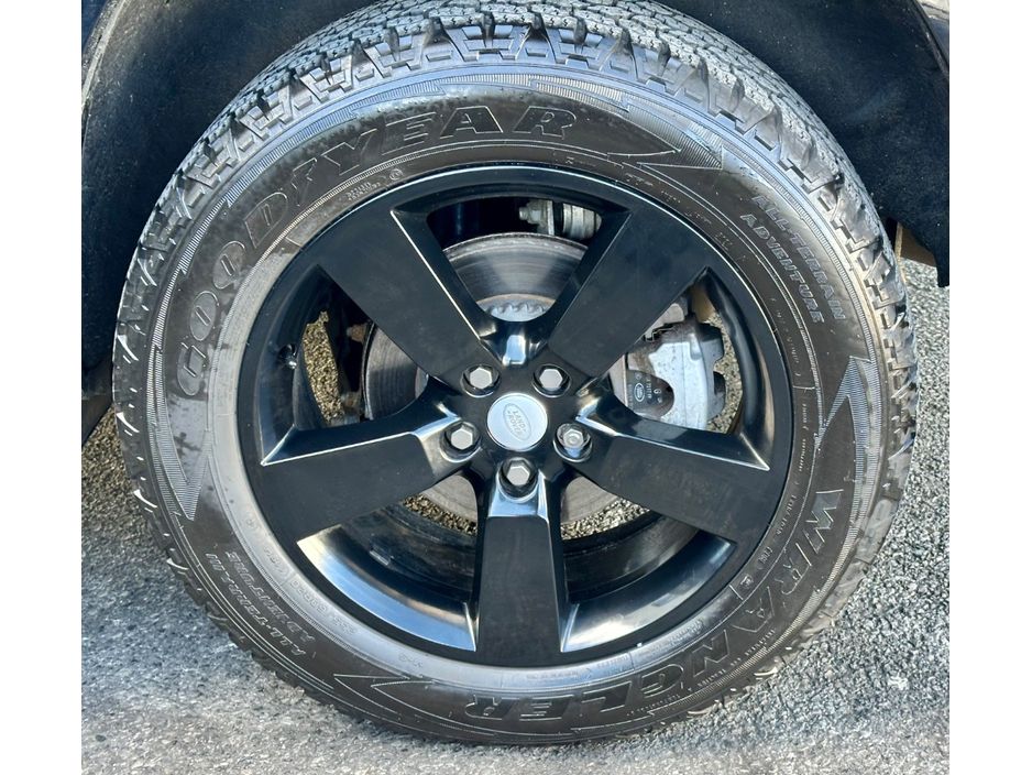 2025 Land Rover Defender