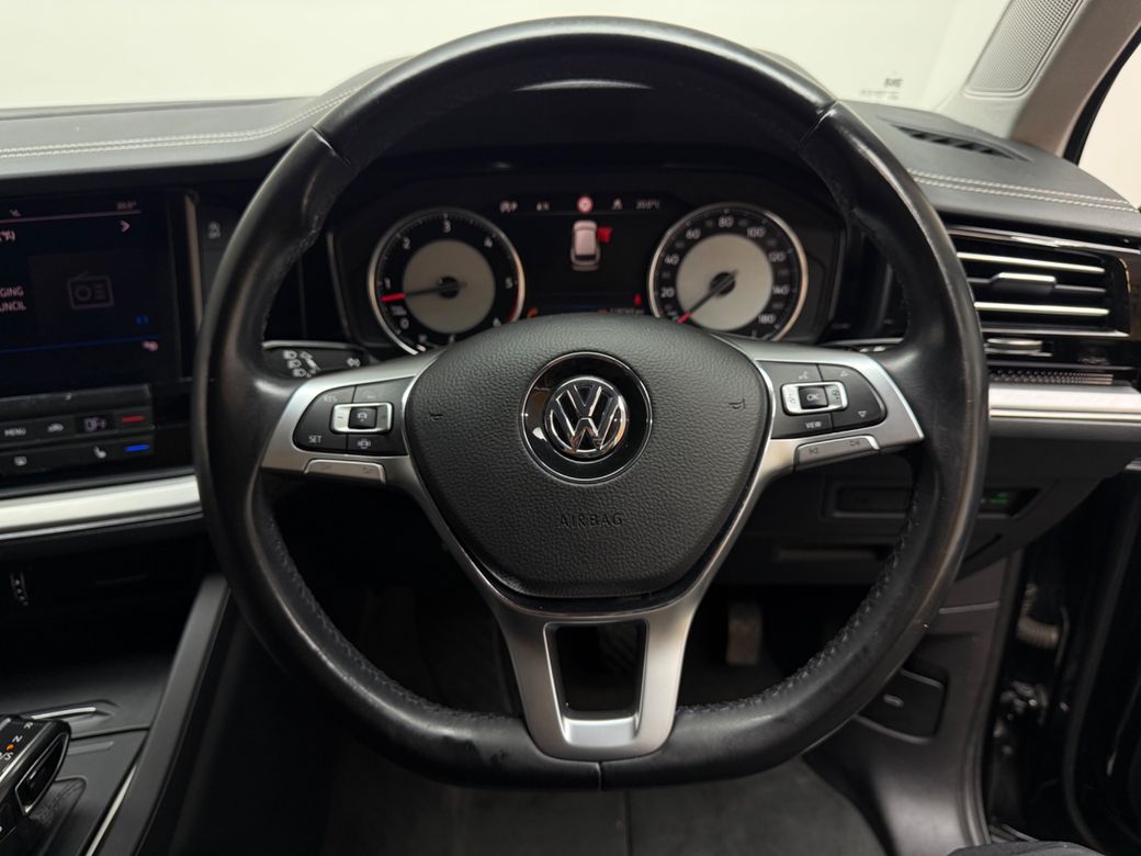 2019 Volkswagen Touareg
