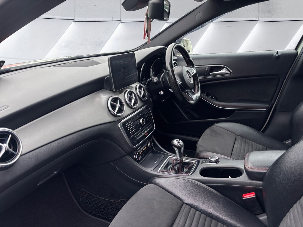 2016 Mercedes-Benz GLA Class