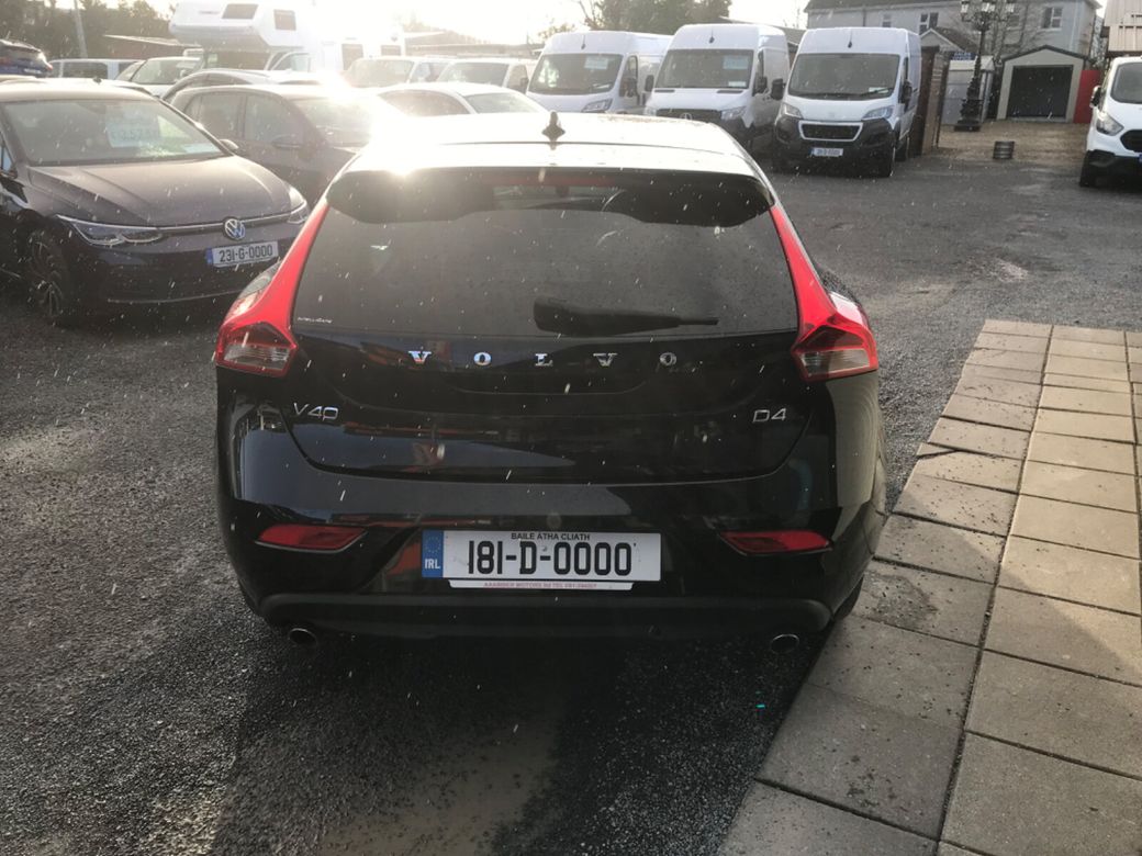 2018 Volvo V40