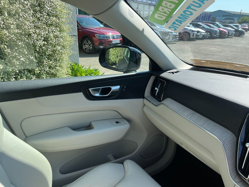 2023 Volvo XC60