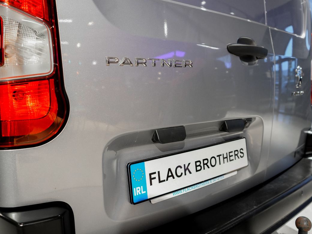 2024 Peugeot Partner
