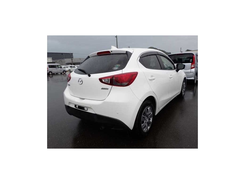 2018 Mazda Demio