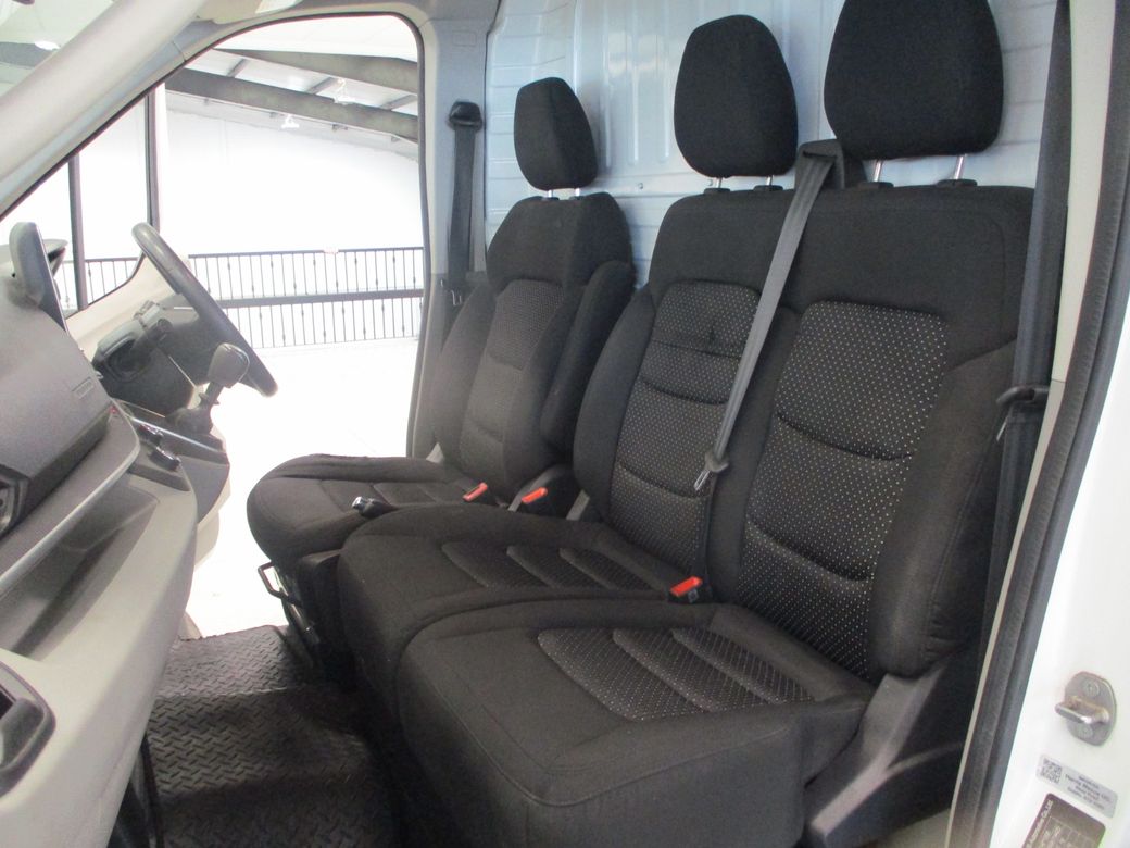 2022 Maxus Deliver 9