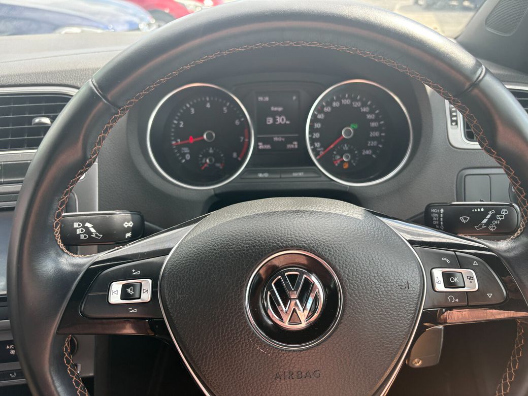 2017 Volkswagen Polo
