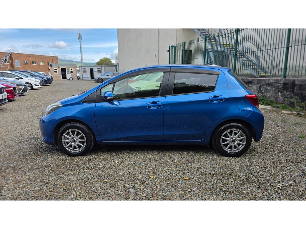 2015 Toyota Vitz