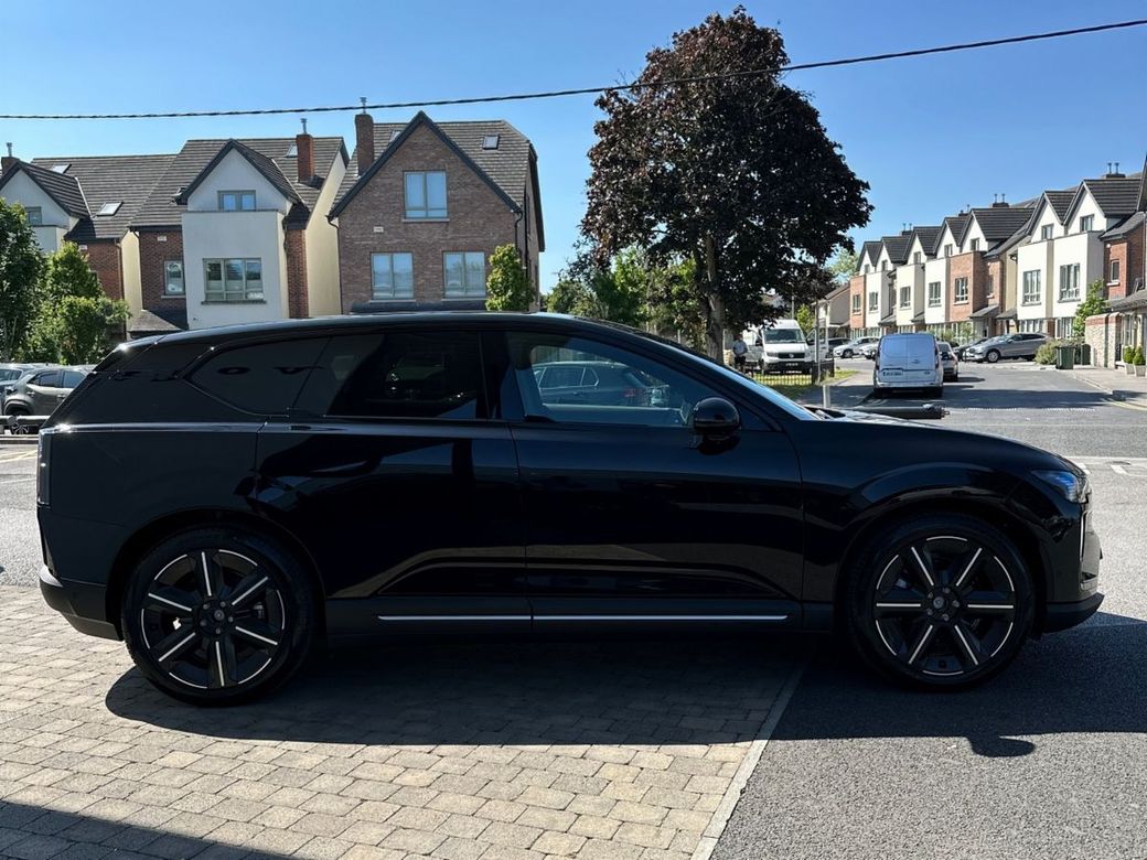 2026 Volvo EX60