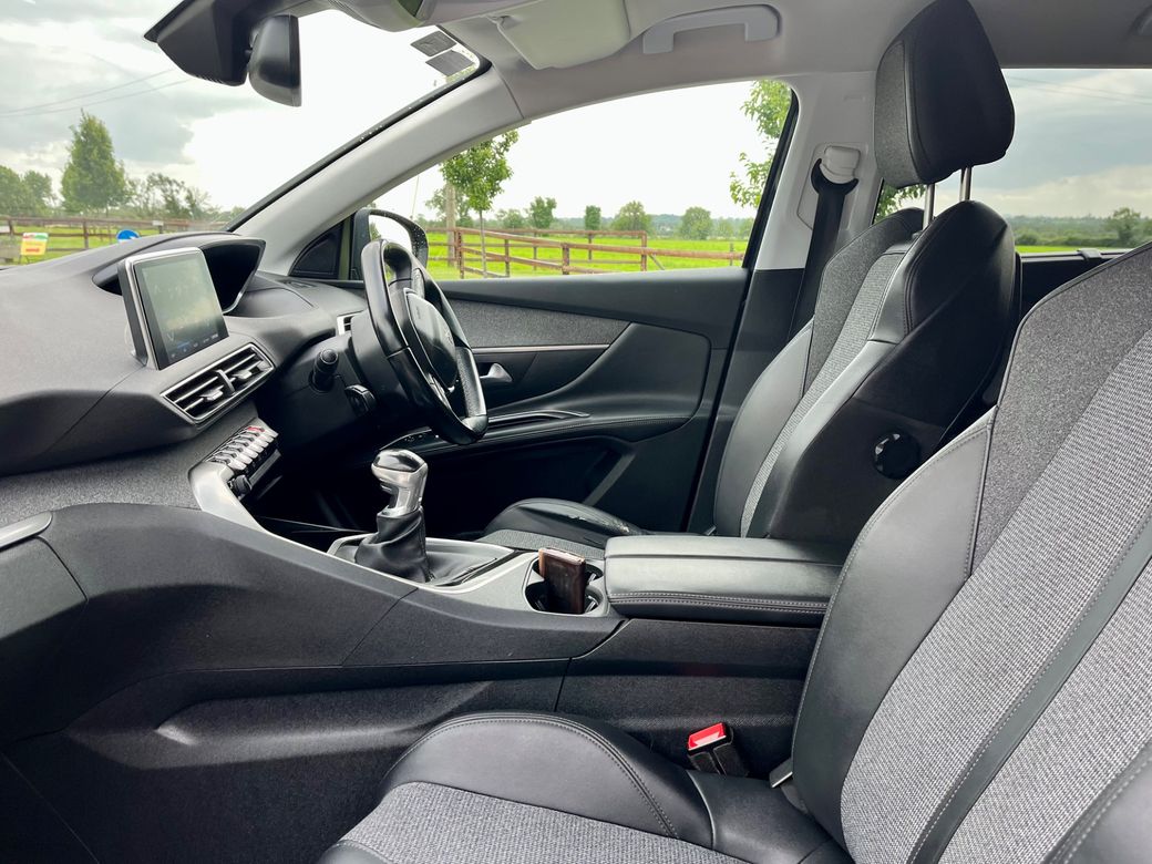 2019 Peugeot 5008