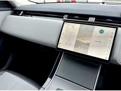 2025 Land Rover Range Rover Velar
