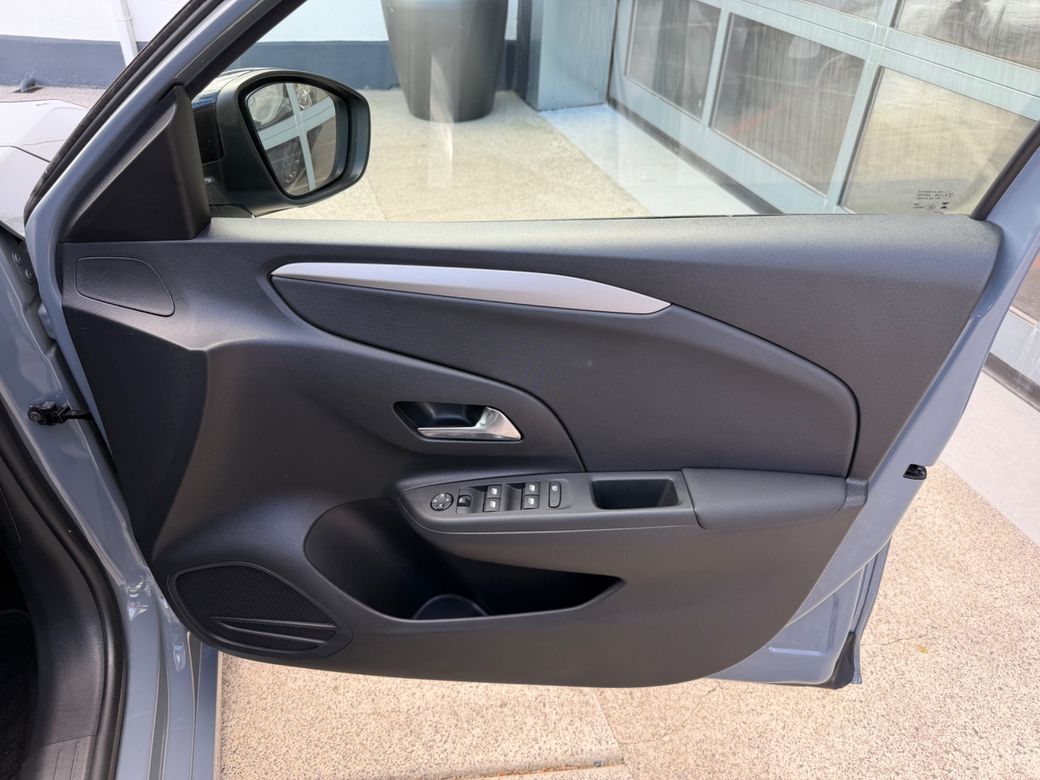 2024 Opel Corsa