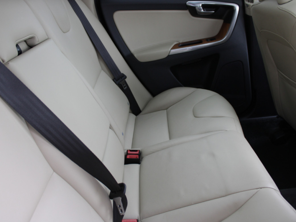 2016 Volvo XC60