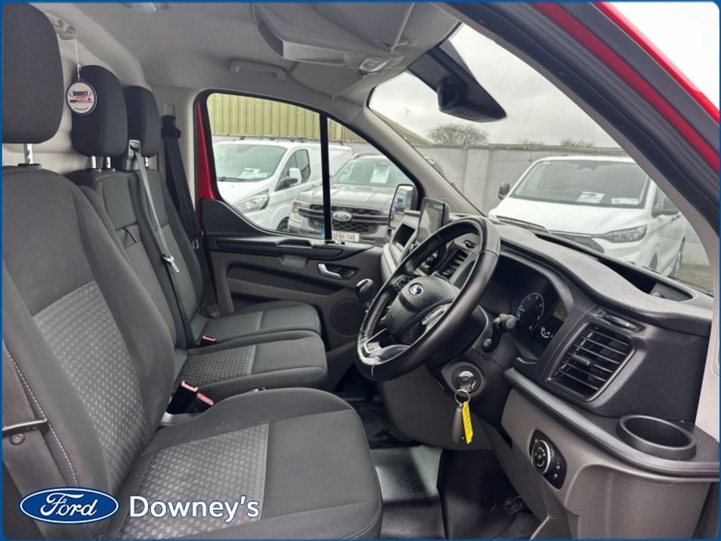 2023 Ford Transit Custom