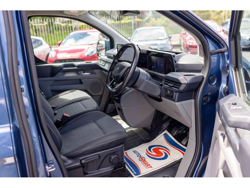 2024 Ford Transit Custom