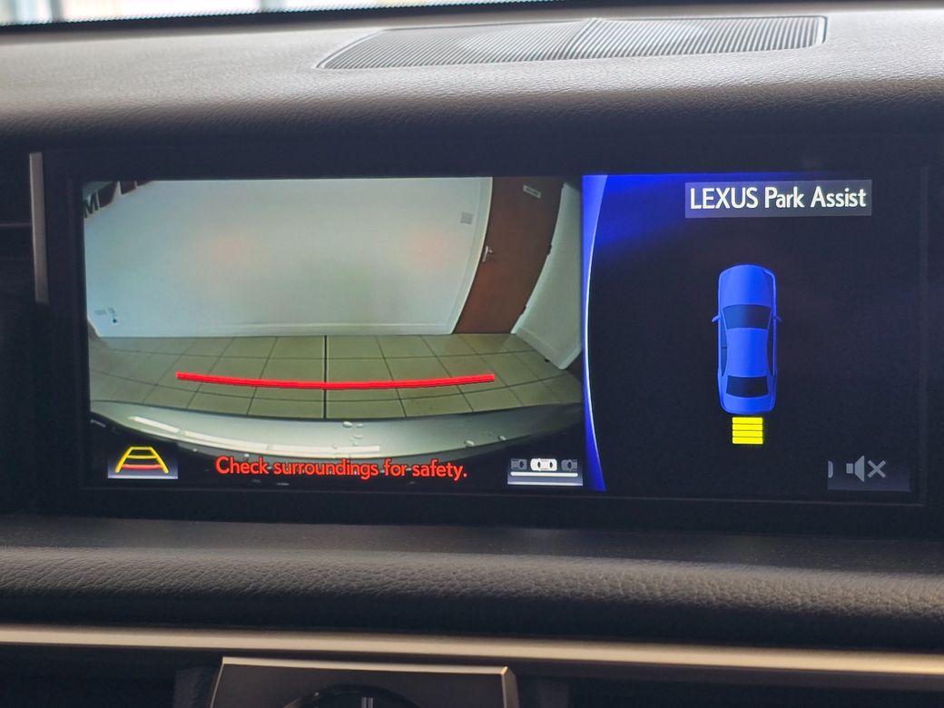 2019 Lexus IS 300h