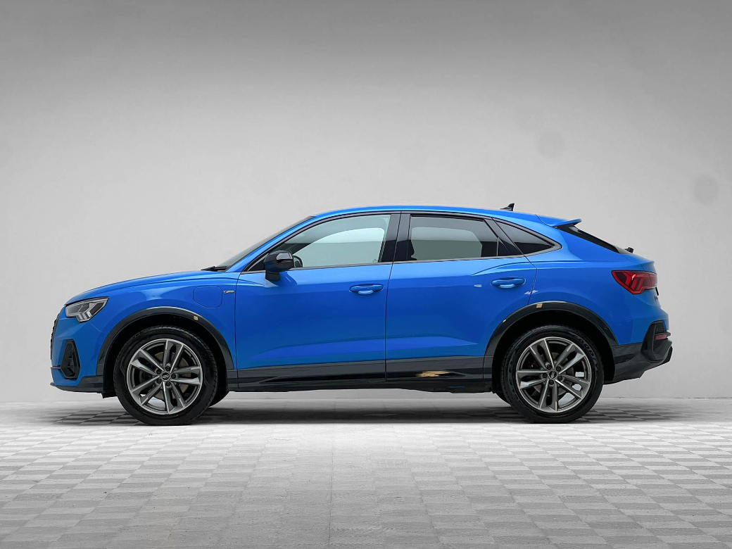 2022 Audi Q3