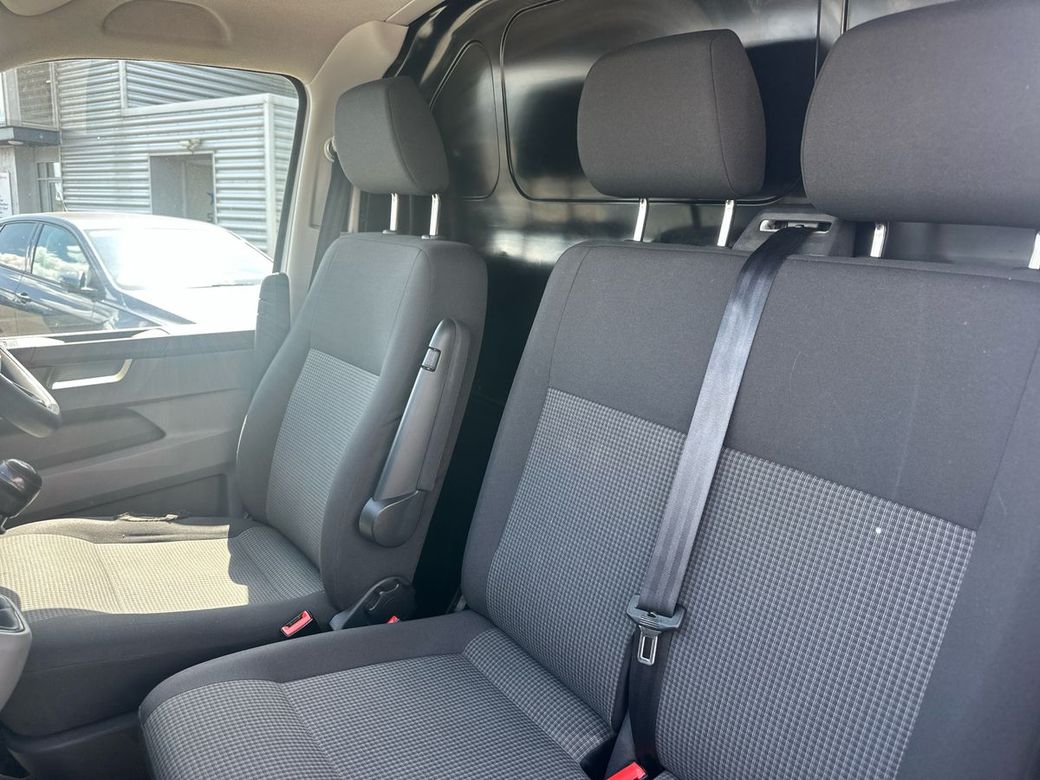 2021 Volkswagen Transporter