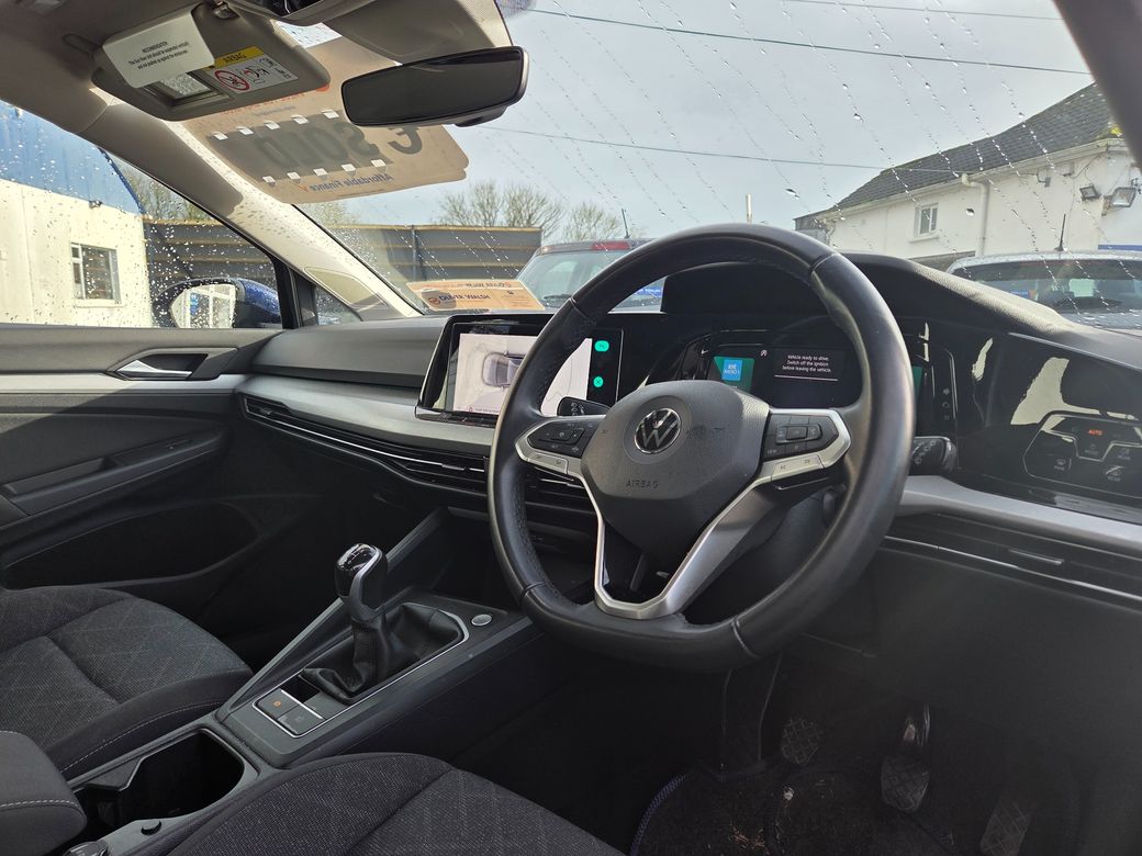 2022 Volkswagen Golf