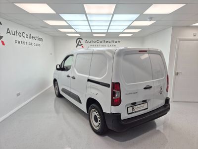 2023 Peugeot Partner