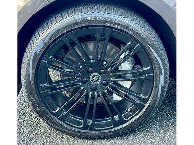 2025 Land Rover Range Rover