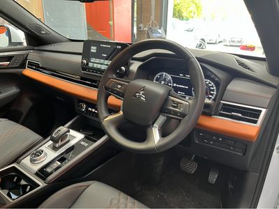 2024 Mitsubishi Outlander