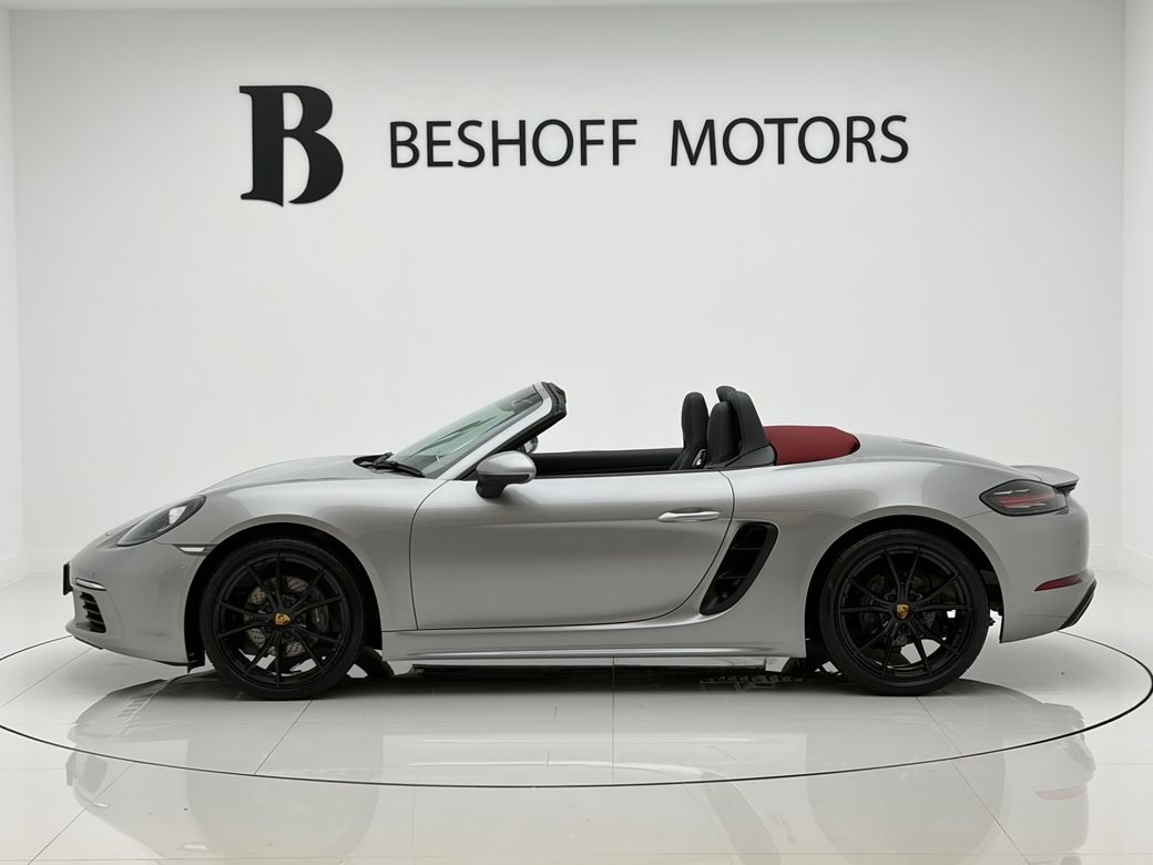 2022 Porsche Boxster