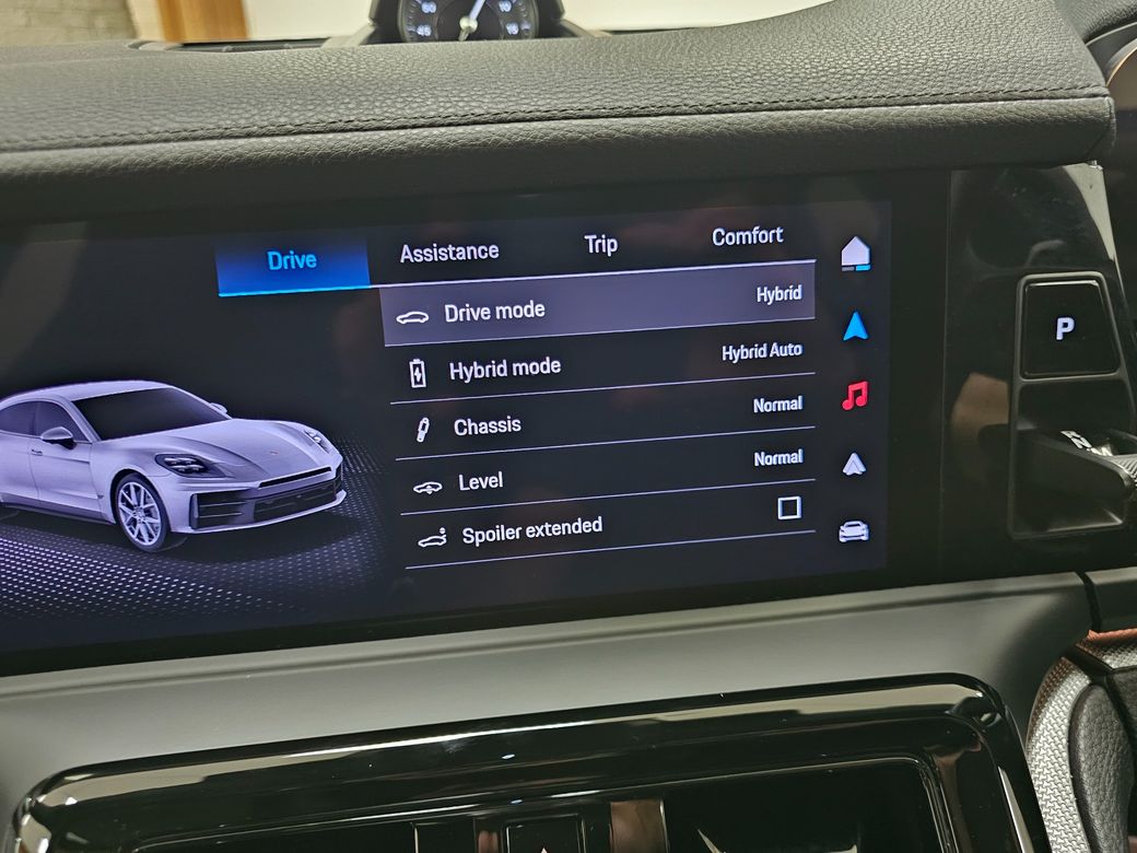 2025 Porsche Panamera