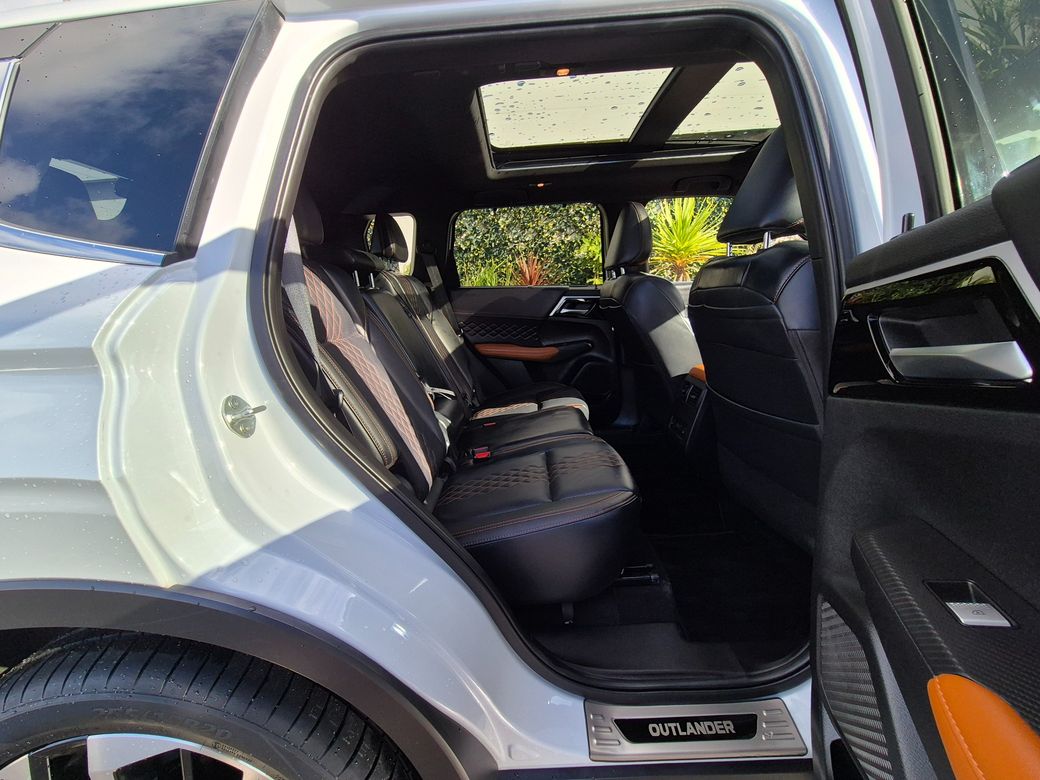 2023 Mitsubishi Outlander