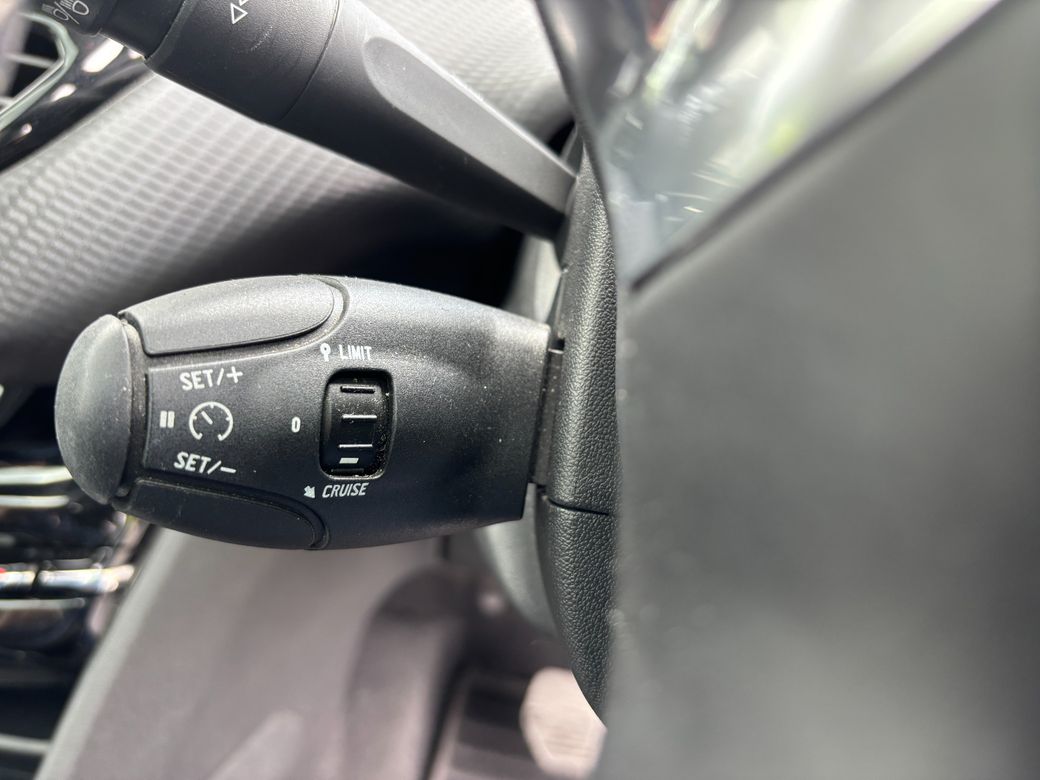 2017 Peugeot 208
